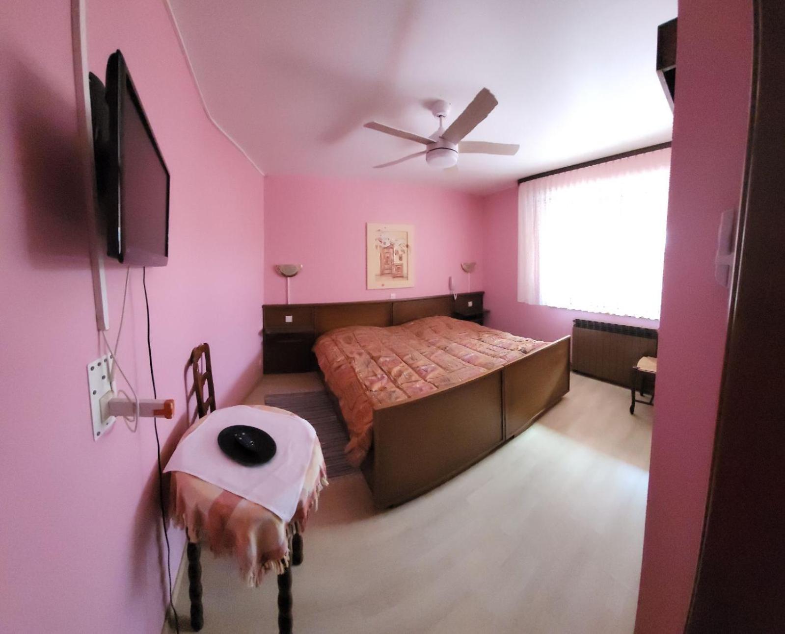 Hotel A La Croix D'Or Sessenheim Kültér fotó