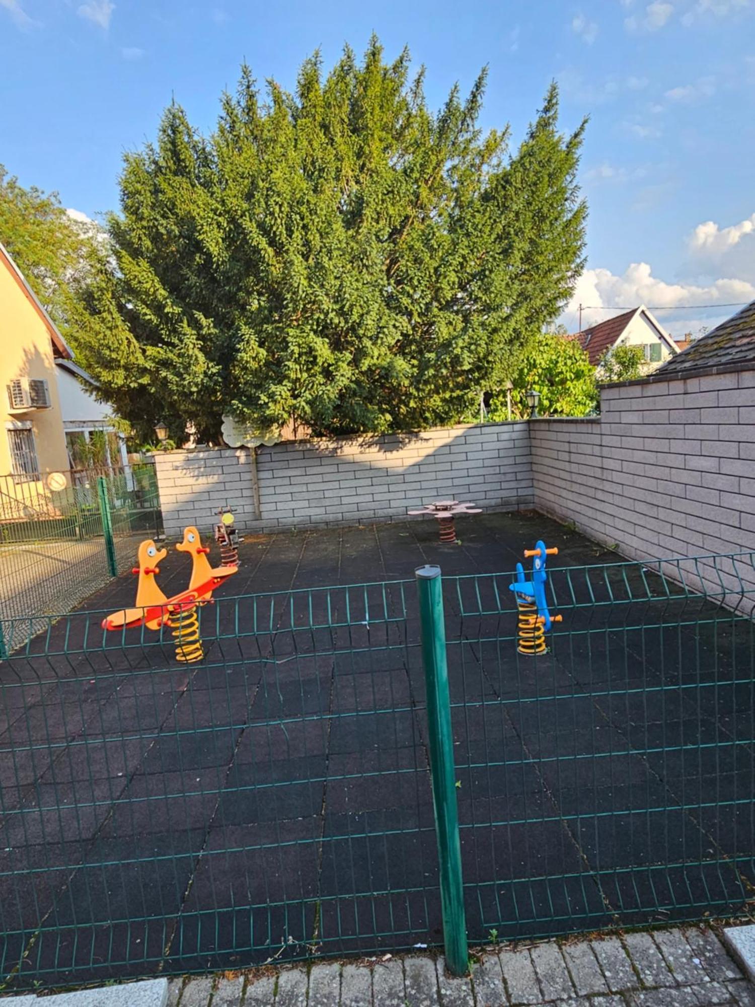 Hotel A La Croix D'Or Sessenheim Kültér fotó